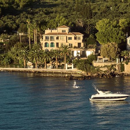 Calypso Villas Amoudi Exteriör bild