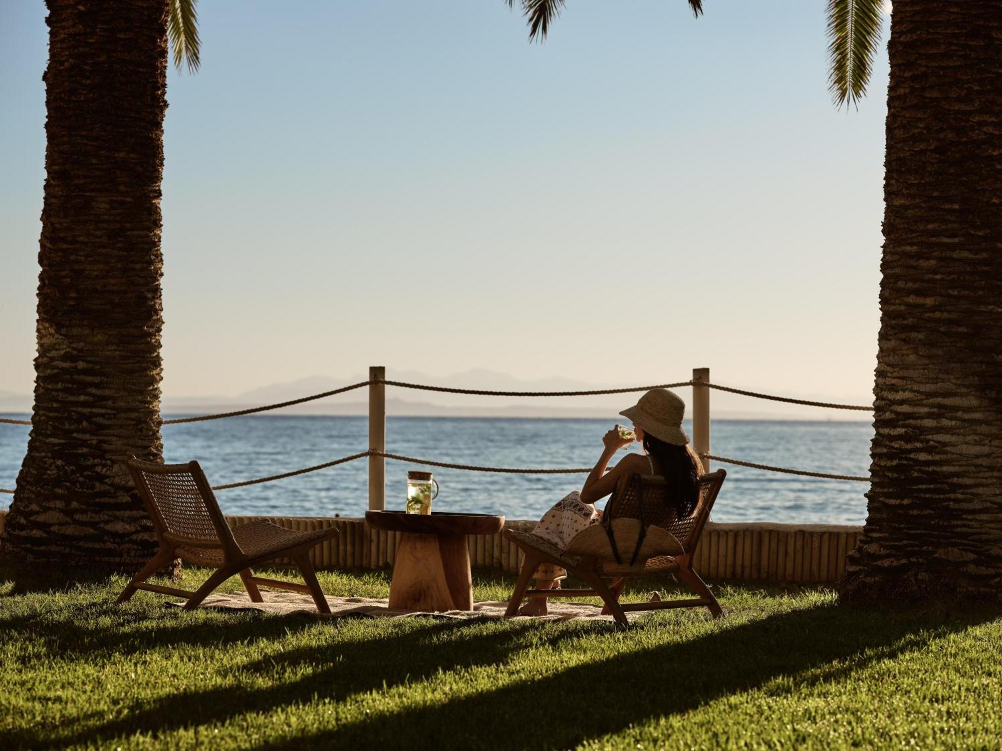 Calypso Villas Amoudi Exteriör bild