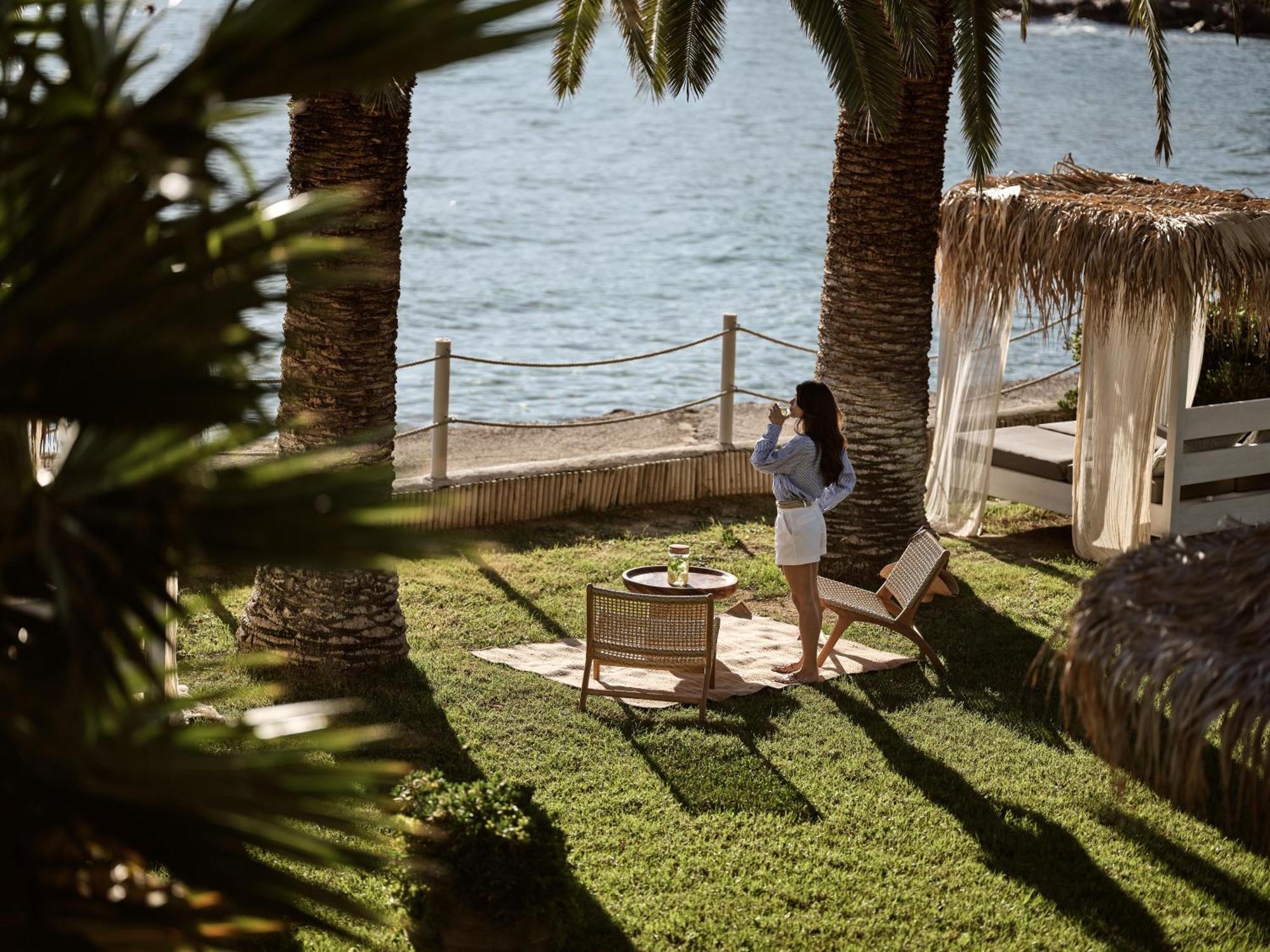 Calypso Villas Amoudi Exteriör bild